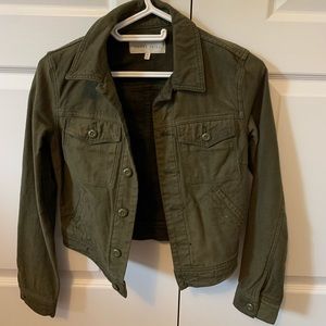 Aritzia dark green denim jacket, great condition, barely worn, size XS